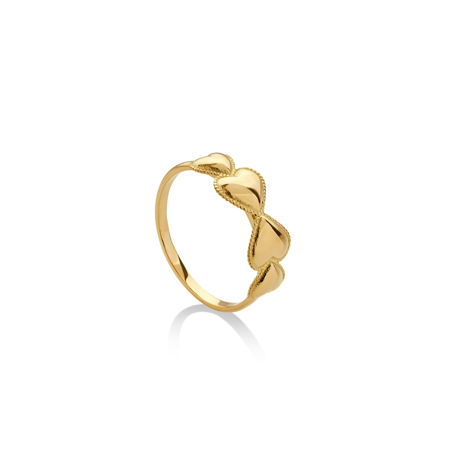 Anillos de 18K, elaborados a mano por artesanos peruanos. Diseños atemporales para cada ocasión.