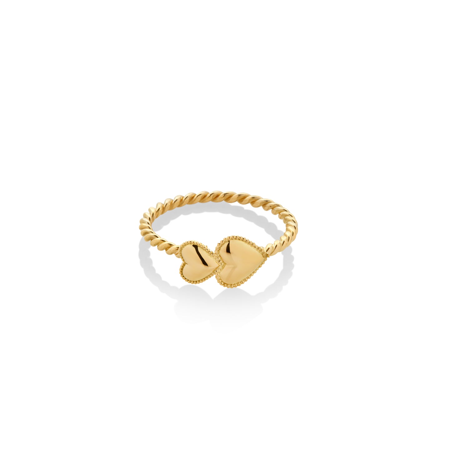 Anillos de 18K, elaborados a mano por artesanos peruanos. Diseños atemporales para cada ocasión.